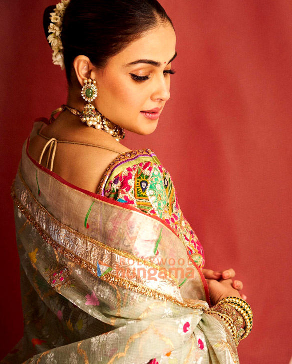 genelia deshmukh 1 10