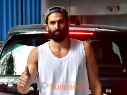 Photos: Aditya Roy Kapur snapped in Andheri