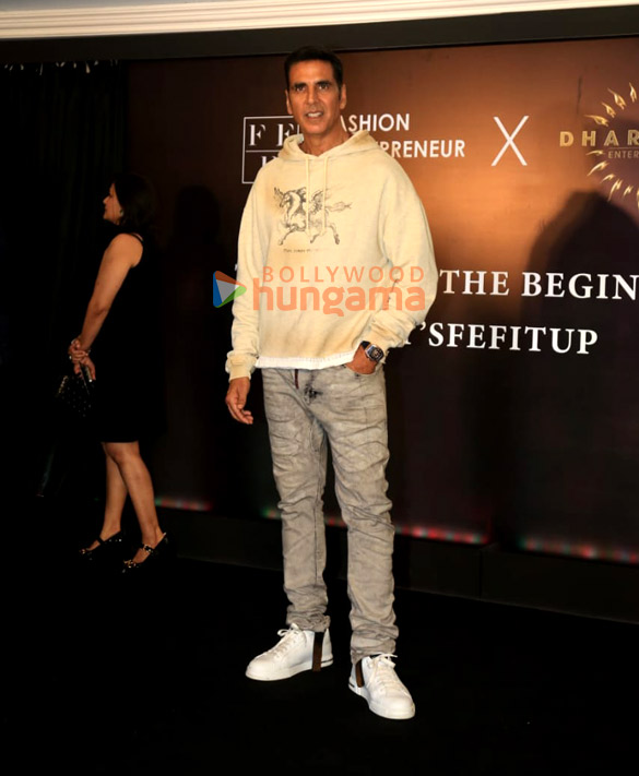 photos akshay kumar karan johar and others snapped at the fef annual gala in mumbai 6