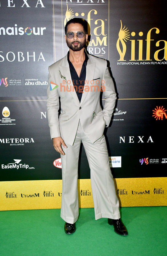 photos ananya panday rakul preet singh mrunal thakur and others grace the green carpet of iifa utsavam awards 2024 12