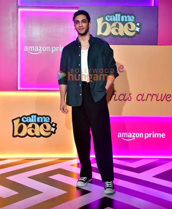 photos ananya panday suhana khan and others grace the premiere of call me bae 24
