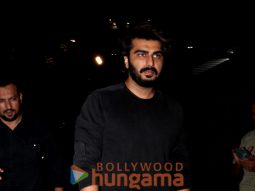 Photos: Arjun Kapoor, Karisma Kapoor and others snapped at Malaika Arora’s father’s house in Bandra