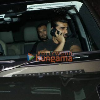 Photos: Arjun Kapoor and Neetu Singh arrive at Ranbir Kapoor's house