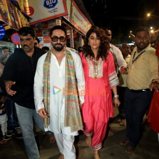 Photos: Ayushmann Khurrana, Divya Khossla and Tahira Kashyap snapped at Lalbaugcha Raja