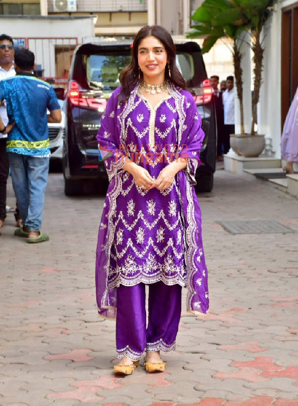 photos bhumi and samiksha pednekar visit shilpa shettys house for ganapati darshan 3