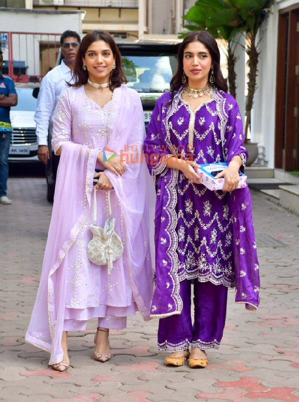 photos bhumi and samiksha pednekar visit shilpa shettys house for ganapati darshan 6