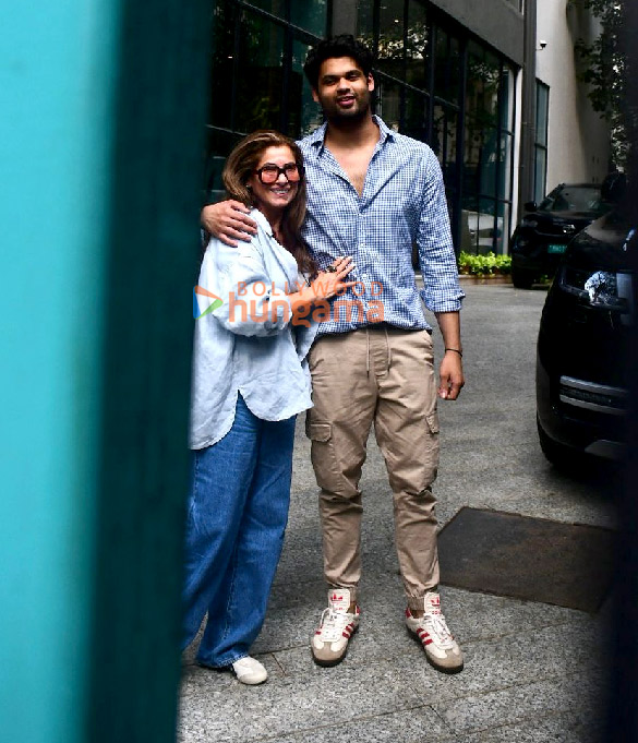 photos dimple kapadia snapped at maddock films office 2