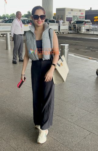 Photos: Jannat Zubair Rahmani, Jasmin Bhasin and others snapped at the airport