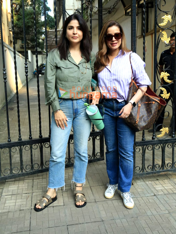 photos neelam kothari maheep kapoor and bhavana pandey snapped at dharma productions office 1