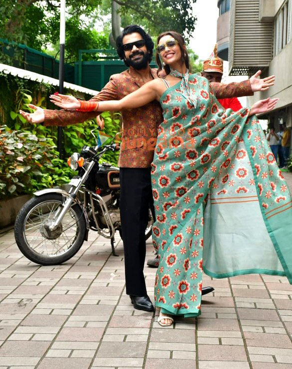 photos rajkummar rao triptii dimri and others snapped at the trailer launch of vicky vidya ka woh wala video 11