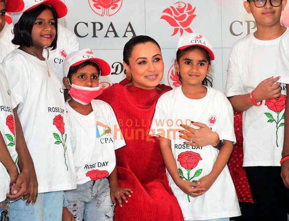 photos rani mukerji snapped at the launch of cancer rose day program 9