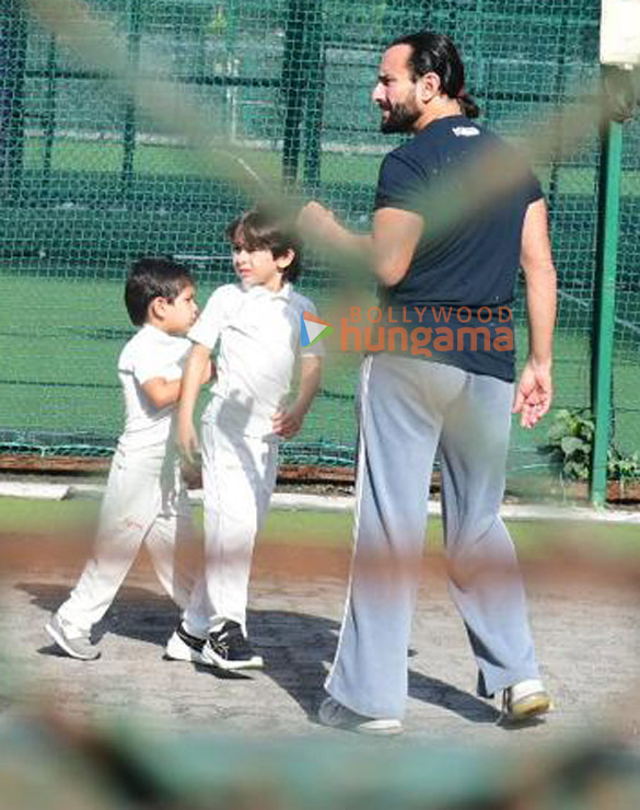 Photos: Saif Ali Khan, Taimur Ali Khan and Jehangir Ali Khan snapped at ...