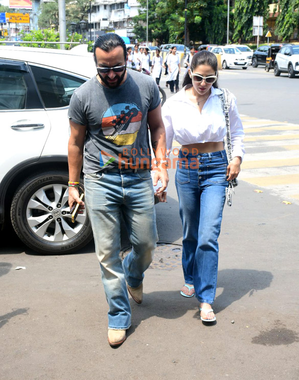 photos saif ali khan and sara ali khan spotted outside bastian in bandra 3