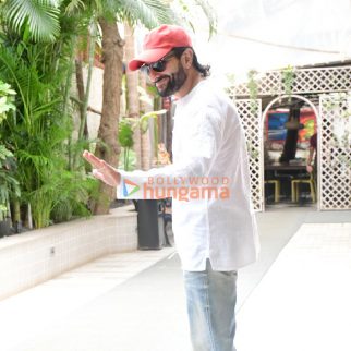 Photos: Saif Ali Khan snapped outside the Marflix office in Khar