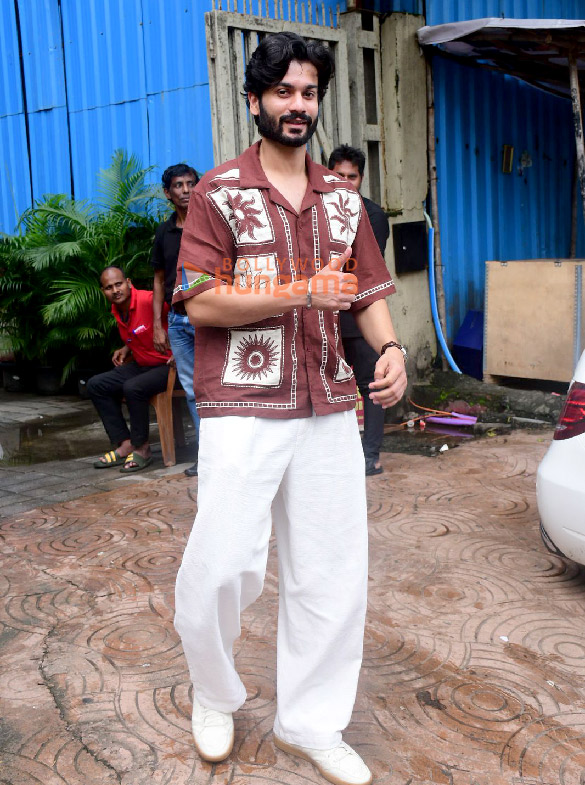 photos sharvari and sunny kaushal snapped outside a restaurant in bandra 4