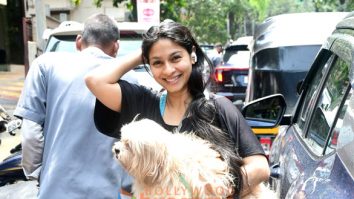 Photos: Tanishaa Mukerji snapped outside a pet clinic in Khar