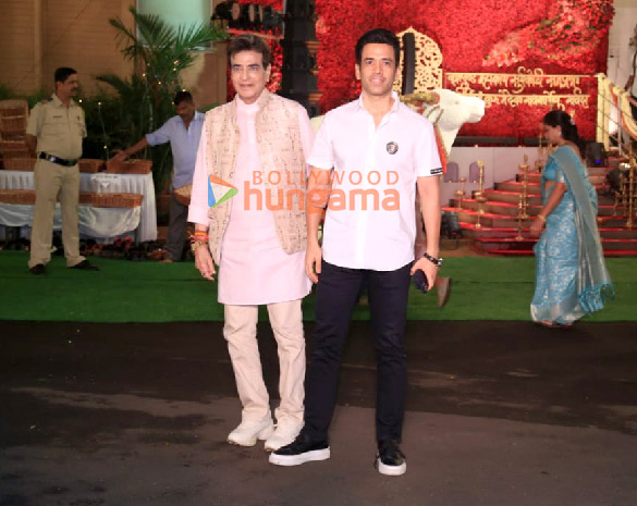photos tusshar kapoor jeetendra geeta basra and harbhajan singh snapped at cms residence for ganpati darshan 3
