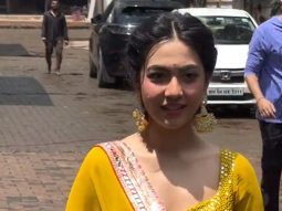 Reem Shaikh defines elegance in this pretty yellow anarkali at Laughter Chefs set
