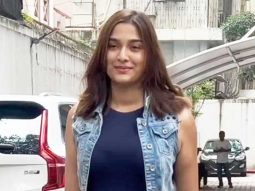 Saiee Manjrekar interacts with paps in Marathi as she gets clicked