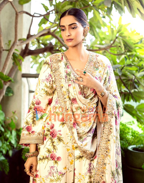 sonam kapoor ahuja 1 98