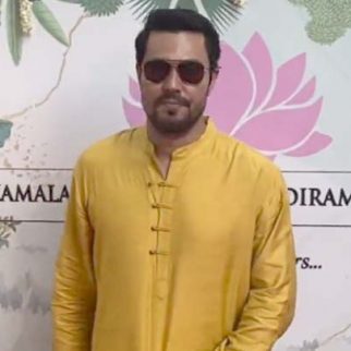 Randeep Hooda looks fab dressed in this yellow kurta