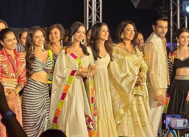 Anushka Sen calls Navya Nanda “super kind and truly inspiring” as she walks the ramp for Entreprenaari x Gulabo in Mumbai: “I was excited and incredibly grateful” : Bollywood News