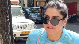 Bohot late ho gayi hu Zareen khan spotted outside the gym