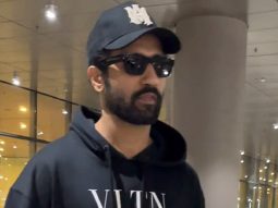 Comfy airport looks are the best! Vicky Kaushal gets clicked by paps