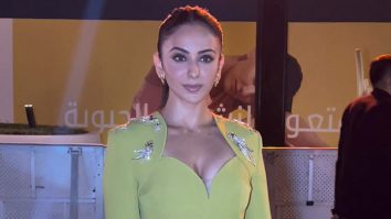 Daily workout done right! Rakul Preet Singh greets paps outside gym