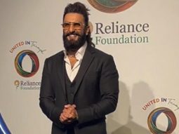 Dapper as always! Ranveer Singh gets clicked by paps