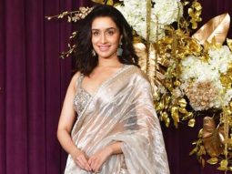 Elegence and beauty! Shraddha Kapoor on the floor
