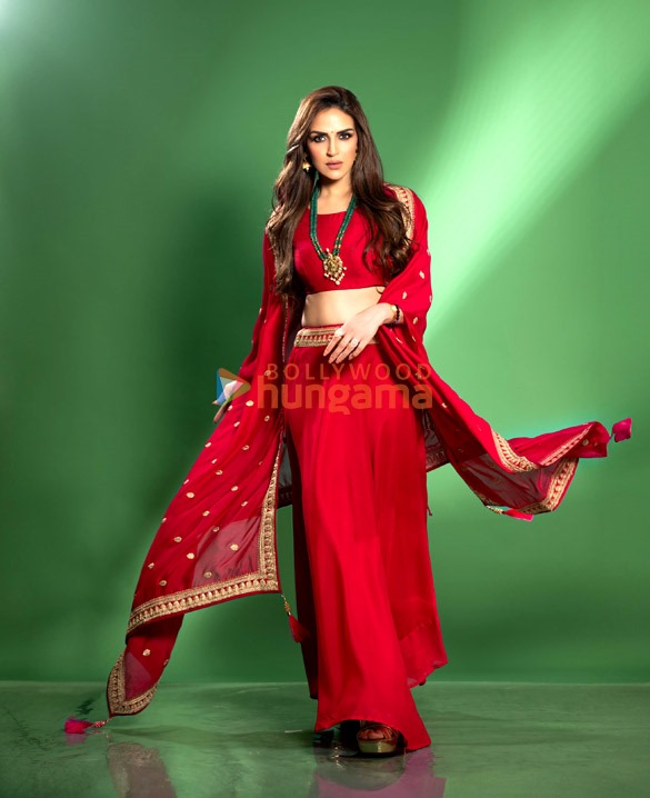 esha deol 1 30