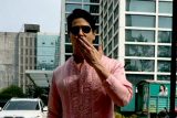 Kukkad kamal da! Sidharth Malhotra at Dharma office for Dhanteras Pooja