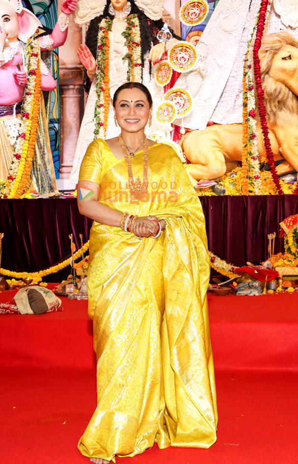 photos ajay devgn kajol rani mukerji alia bhatt and others snapped during durga puja at north bombay sarbojanin 25