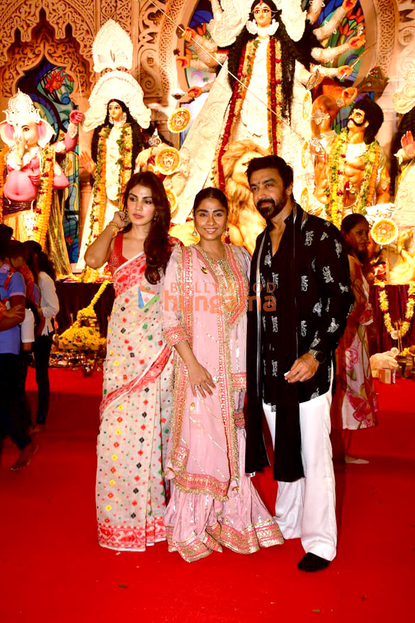 photos ajay devgn kajol rani mukerji alia bhatt and others snapped during durga puja at north bombay sarbojanin 6