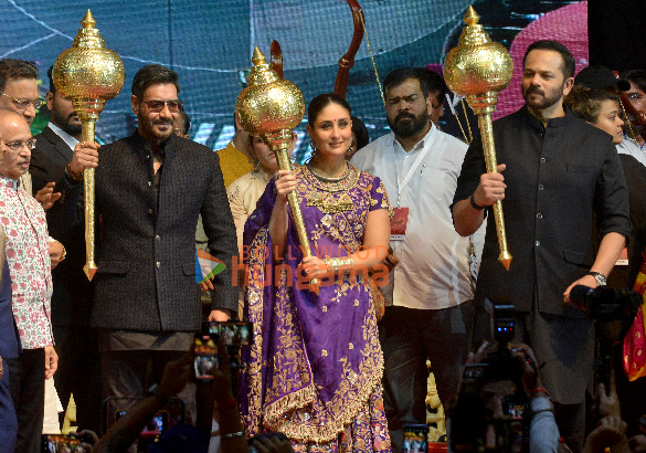 photos ajay devgn kareena kapoor khan and rohit shetty attend ram leela celebrations in new delhi as they promote their film singham again 2