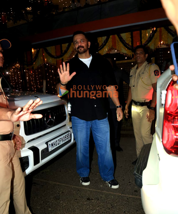 photos ajay devgn rohit shetty tiger shroff and arjun kapoor snapped at raj thackerays house 6