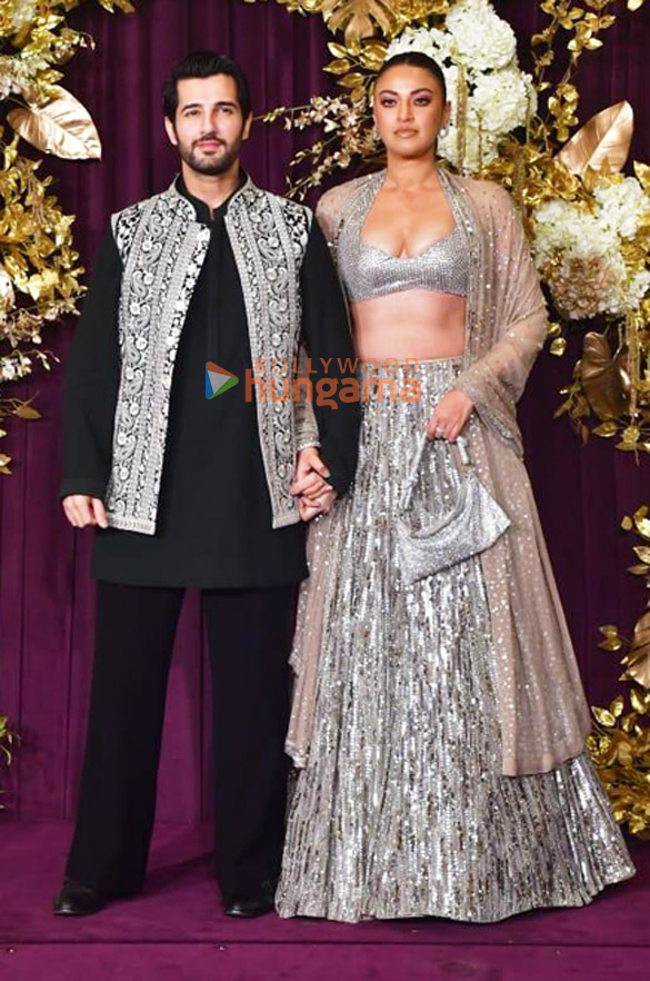 photos alia bhatt kajol abhay deol and others snapped at manish malhotras diwali bash 1118 9
