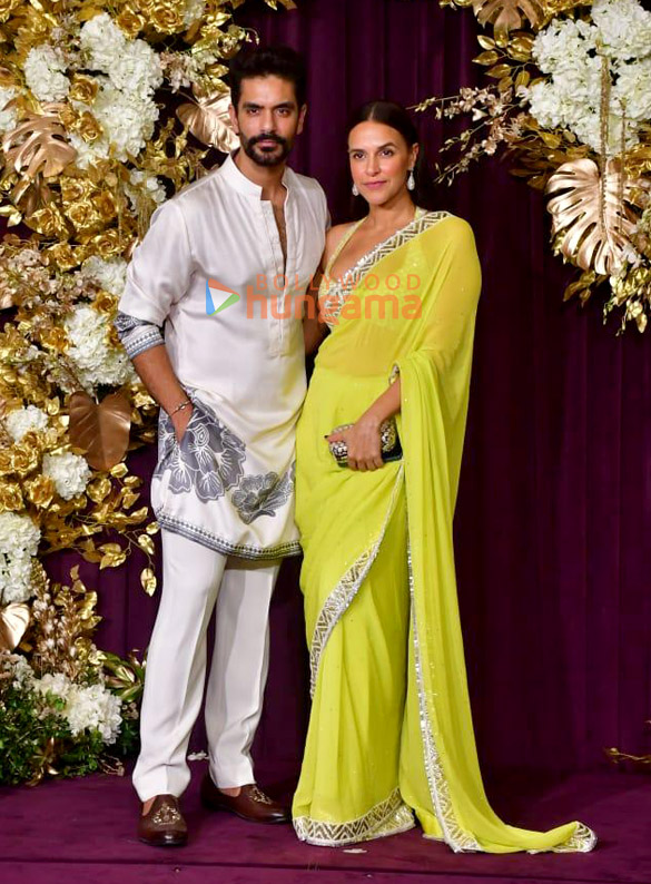 photos alia bhatt kajol kriti sanon janhvi kapoor ananya panday kartik aaryan and others snapped at manish malhotras diwali bash 18