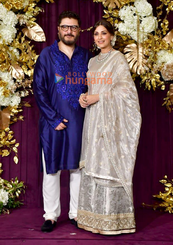 photos alia bhatt kajol kriti sanon janhvi kapoor ananya panday kartik aaryan and others snapped at manish malhotras diwali bash 40