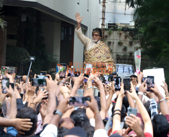 Photos: Amitabh Bachchan snapped greeting fans outside his house on his birthday