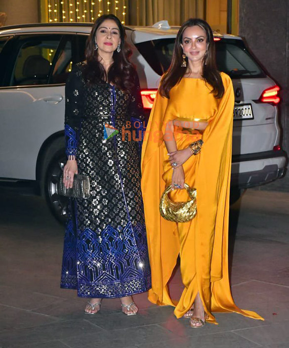 photos anil kapoor karan johar neetu singh and others snapped attending abu jani and sandeep khoslas diwali party 2 3