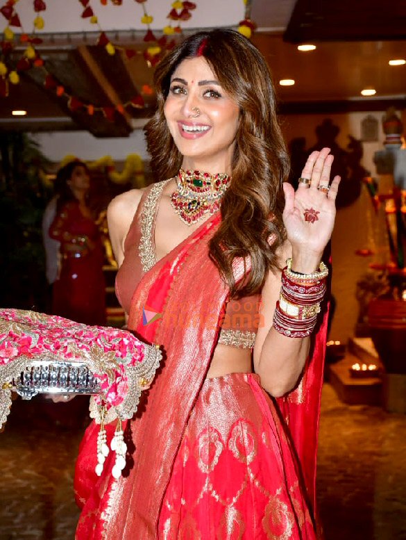 Photos: Celebs snapped at Anil Kapoor’s residence for Karwa Chauth Photos: Celebs snapped at Anil Kapoor’s residence for Karwa Chauth