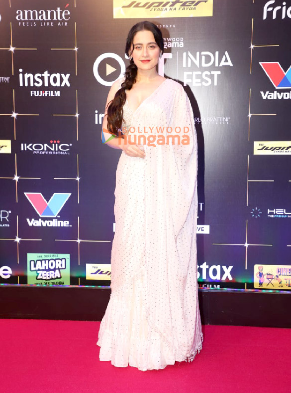 photos celebs snapped at the red carpet and awards ceremony of bollywood hungama ott india fest 2024 110 8
