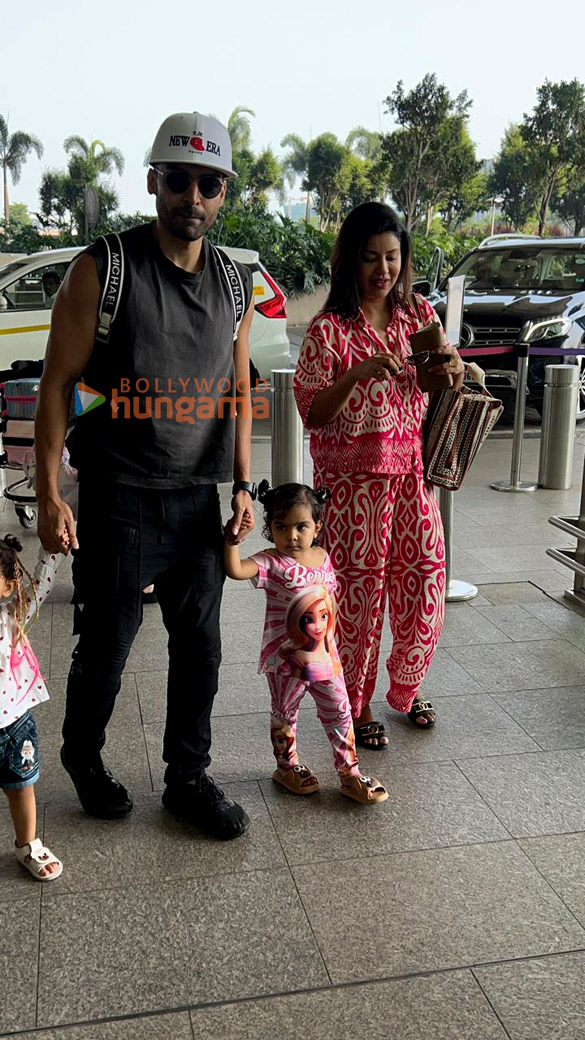 photos disha patani laxmi rai shweta tiwari and others snapped at the airport 5