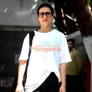 Photos: Fatima Sana Shaikh spotted outside the gym in Santacruz