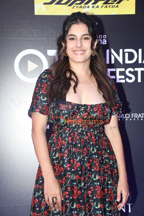 photos kubbra sait isha talwar maanvi gagroo neelam kothari and others snapped at the bollywood hungama ott india fest day 2 1