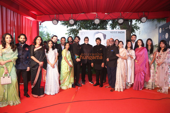 photos megastar chiranjeevi felicitated by amitabh bachchan at anr awards in presence of ram charan and others 102 1