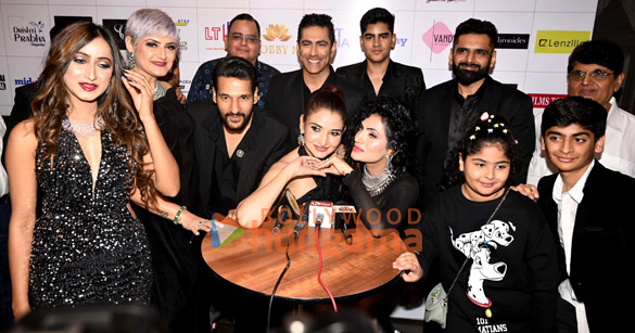 photos priyanshu chatterjee tarun khanna monalisa archana gautam shine grace global fashion parade 2