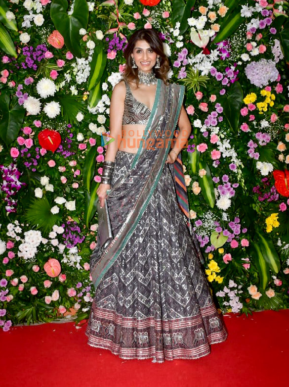 photos rakul preet singh mrunal thakur nushrratt bharuccha ankita lokhande and others snapped attending ektaa r kapoors diwali bash 24